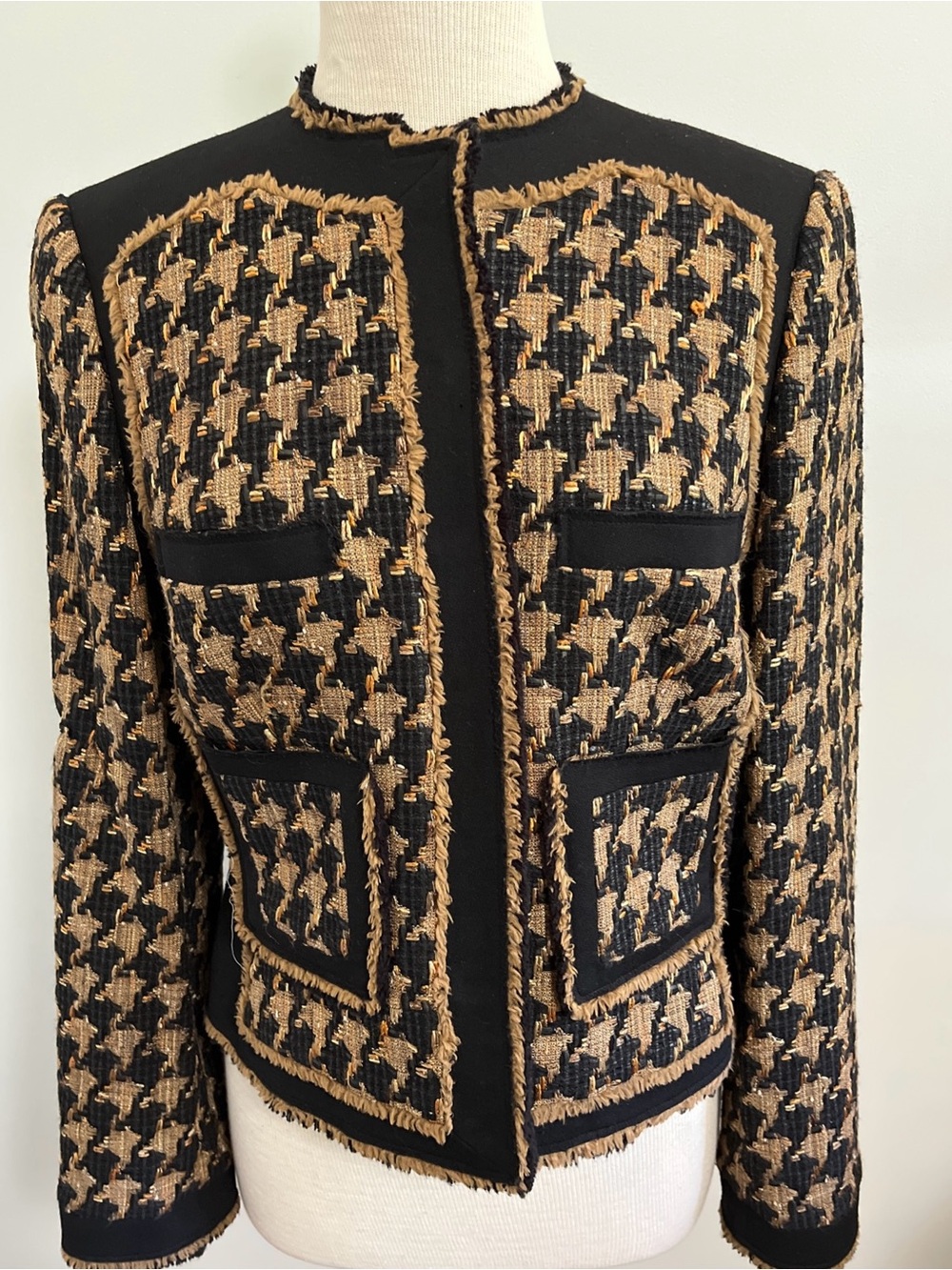 Carlisle Black/Camel Houndstooth Tweed Blazer